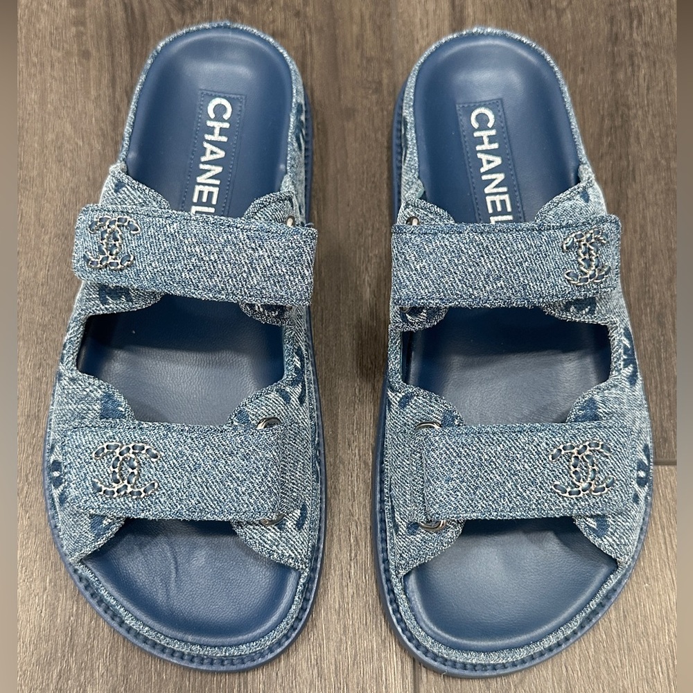 2025 CHANEL BLUE DENIM DAD SANDALS SLIDES SHOES 36C NEW WITH DEFECTS - Picture 3 of 16